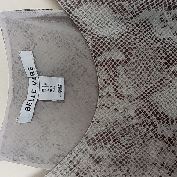 Snake print top - Picture 2 of 6